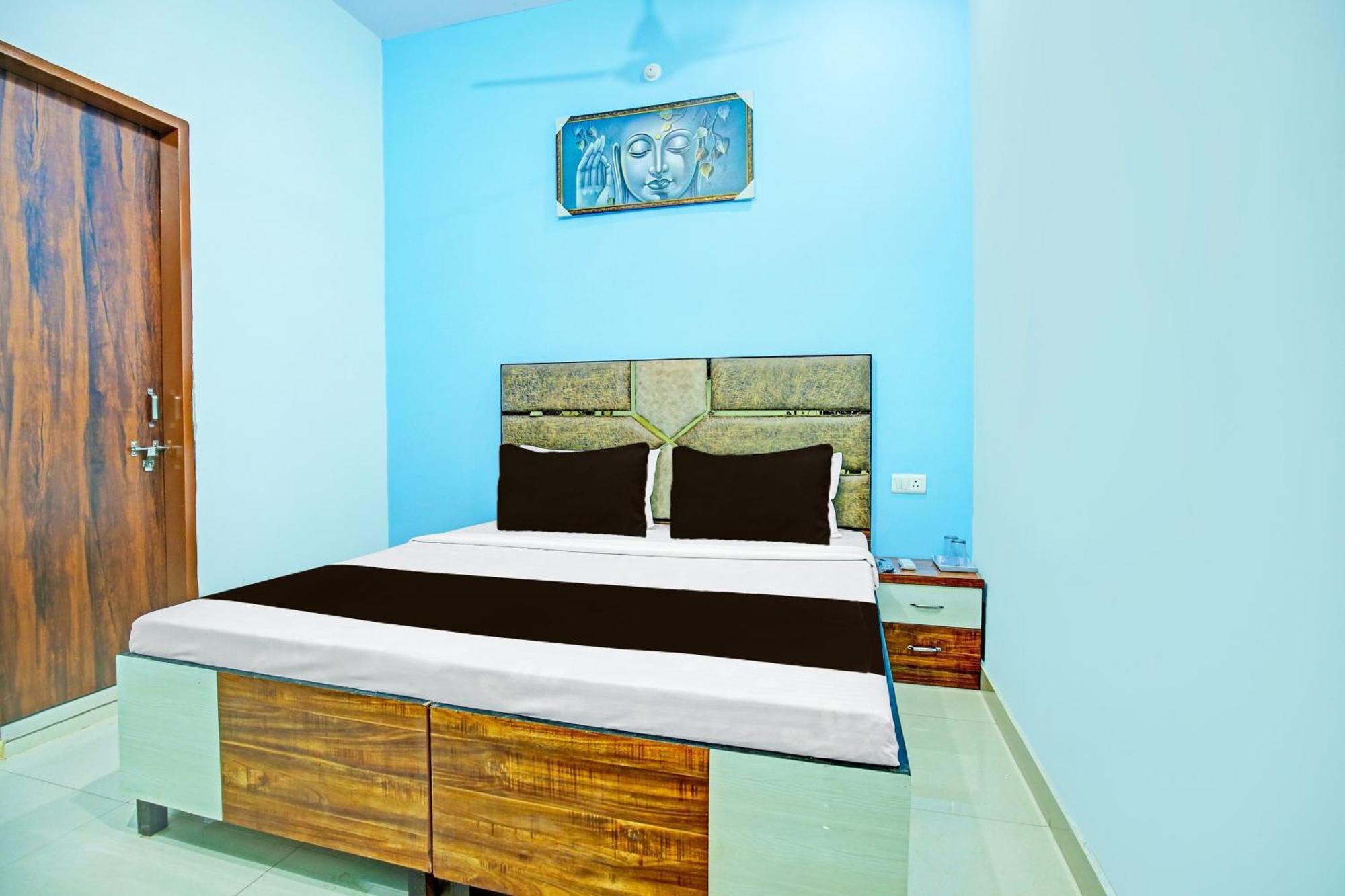 Super Hotel O Sirsa Hotel & Guest House Exterior foto