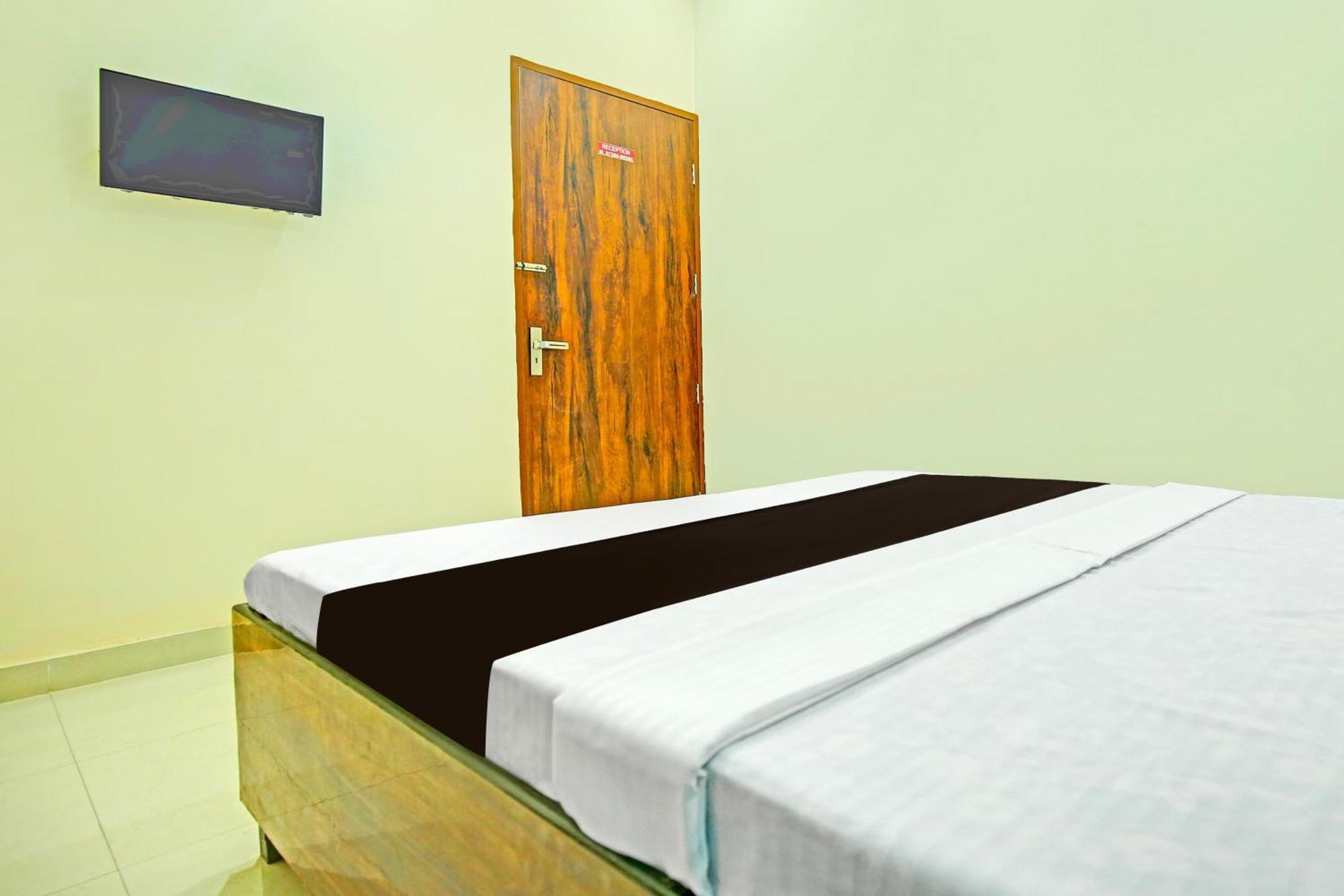 Super Hotel O Sirsa Hotel & Guest House Exterior foto